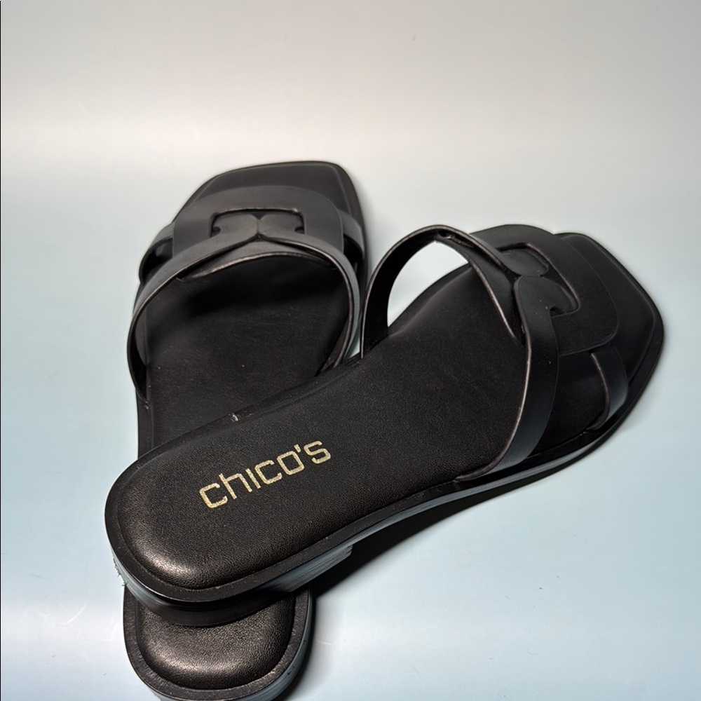 Chico's Elegant Black Size 6 Sandals EUC